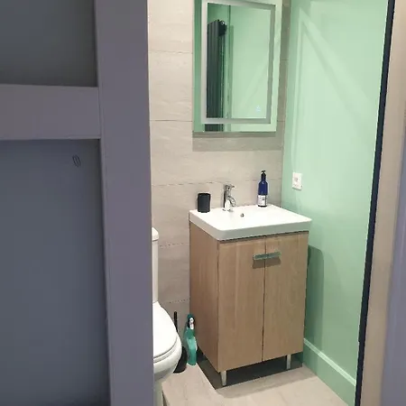 La Maison Ronde Bed & Breakfast *