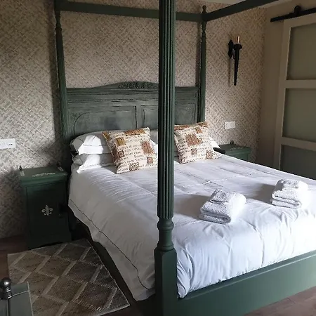 La Maison Ronde Bed & Breakfast *